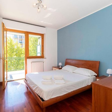Appartamento Cozy&Spacious Apt 2 Min Walk From The Tram Stop! Torino Esterno foto