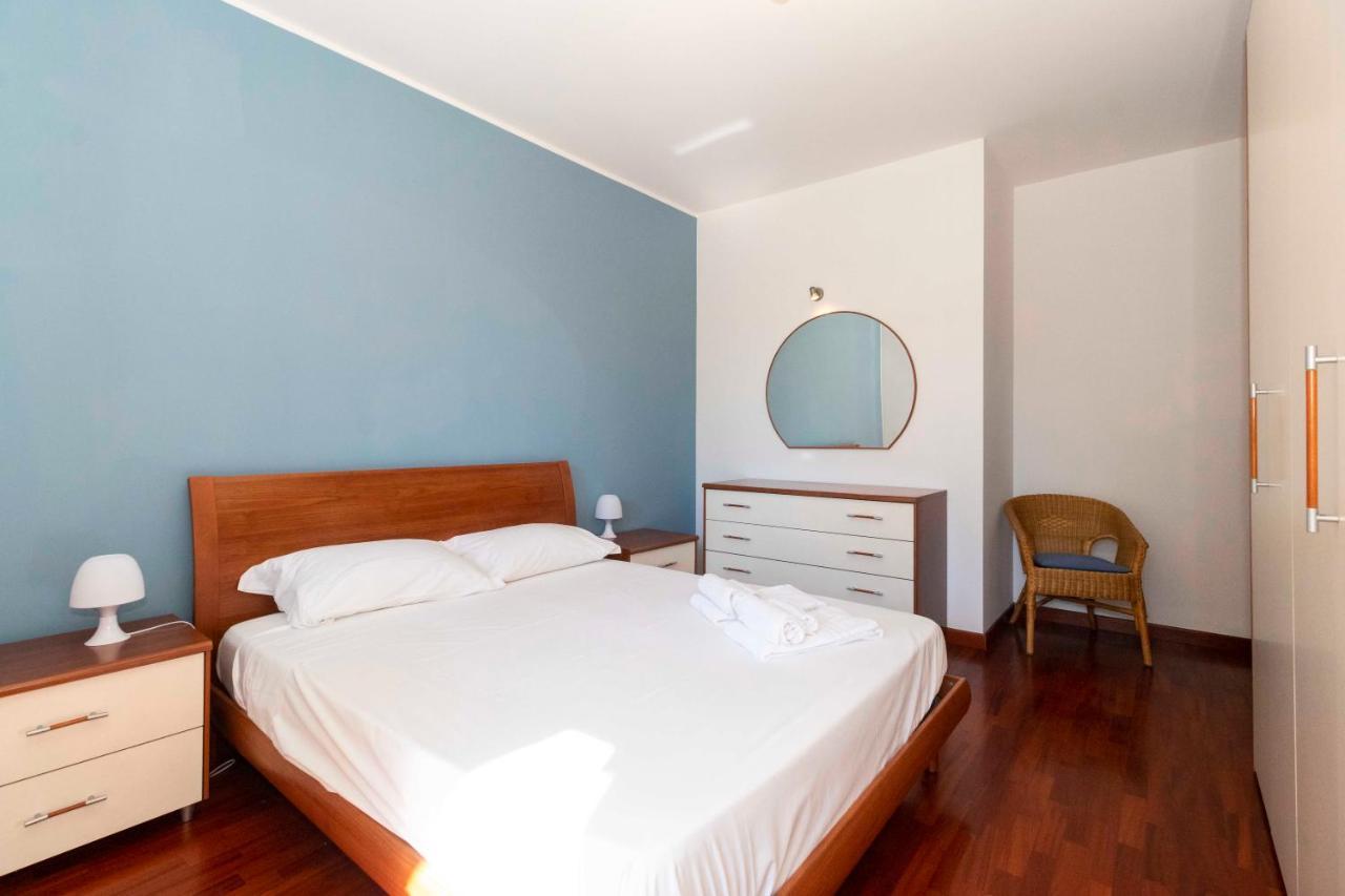 Appartamento Cozy&Spacious Apt 2 Min Walk From The Tram Stop! Torino Esterno foto