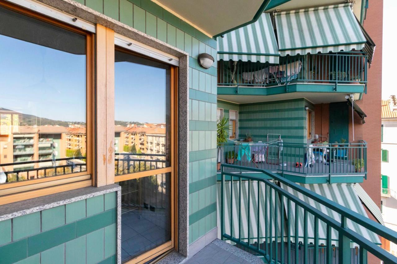 Appartamento Cozy&Spacious Apt 2 Min Walk From The Tram Stop! Torino Esterno foto