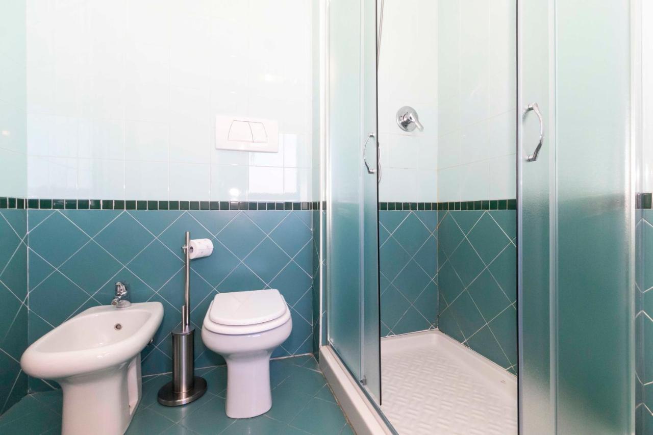 Appartamento Cozy&Spacious Apt 2 Min Walk From The Tram Stop! Torino Esterno foto
