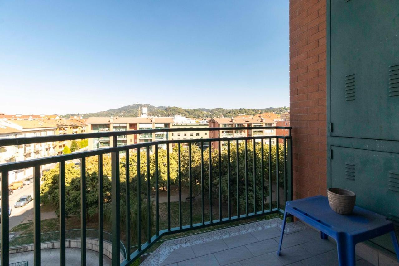 Appartamento Cozy&Spacious Apt 2 Min Walk From The Tram Stop! Torino Esterno foto