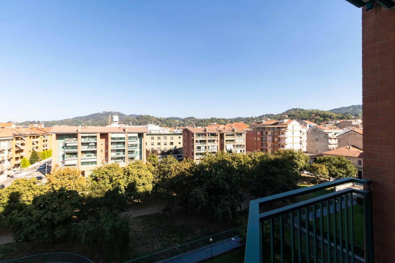 Appartamento Cozy&Spacious Apt 2 Min Walk From The Tram Stop! Torino Esterno foto