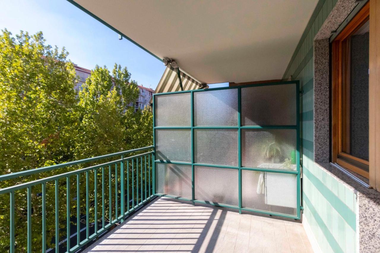 Appartamento Cozy&Spacious Apt 2 Min Walk From The Tram Stop! Torino Esterno foto