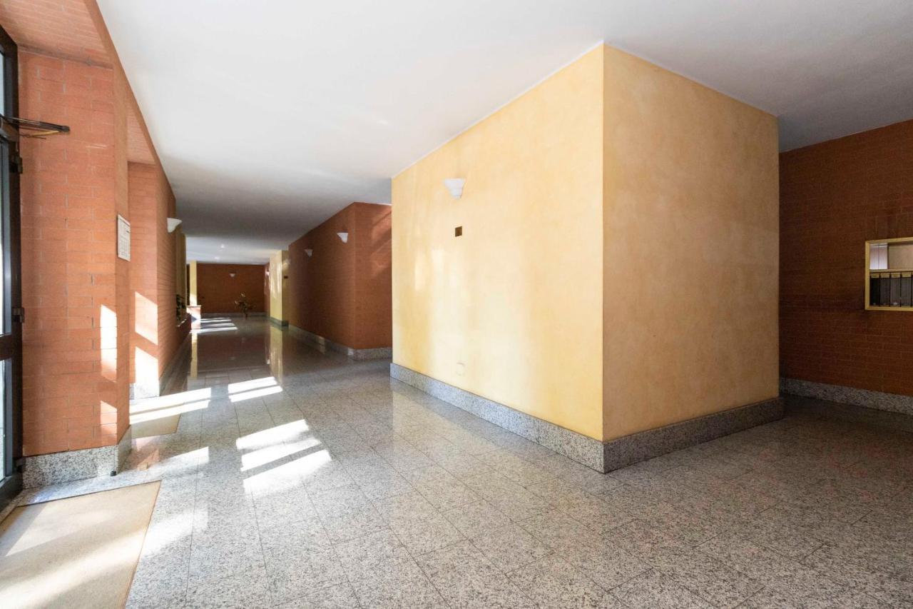 Appartamento Cozy&Spacious Apt 2 Min Walk From The Tram Stop! Torino Esterno foto